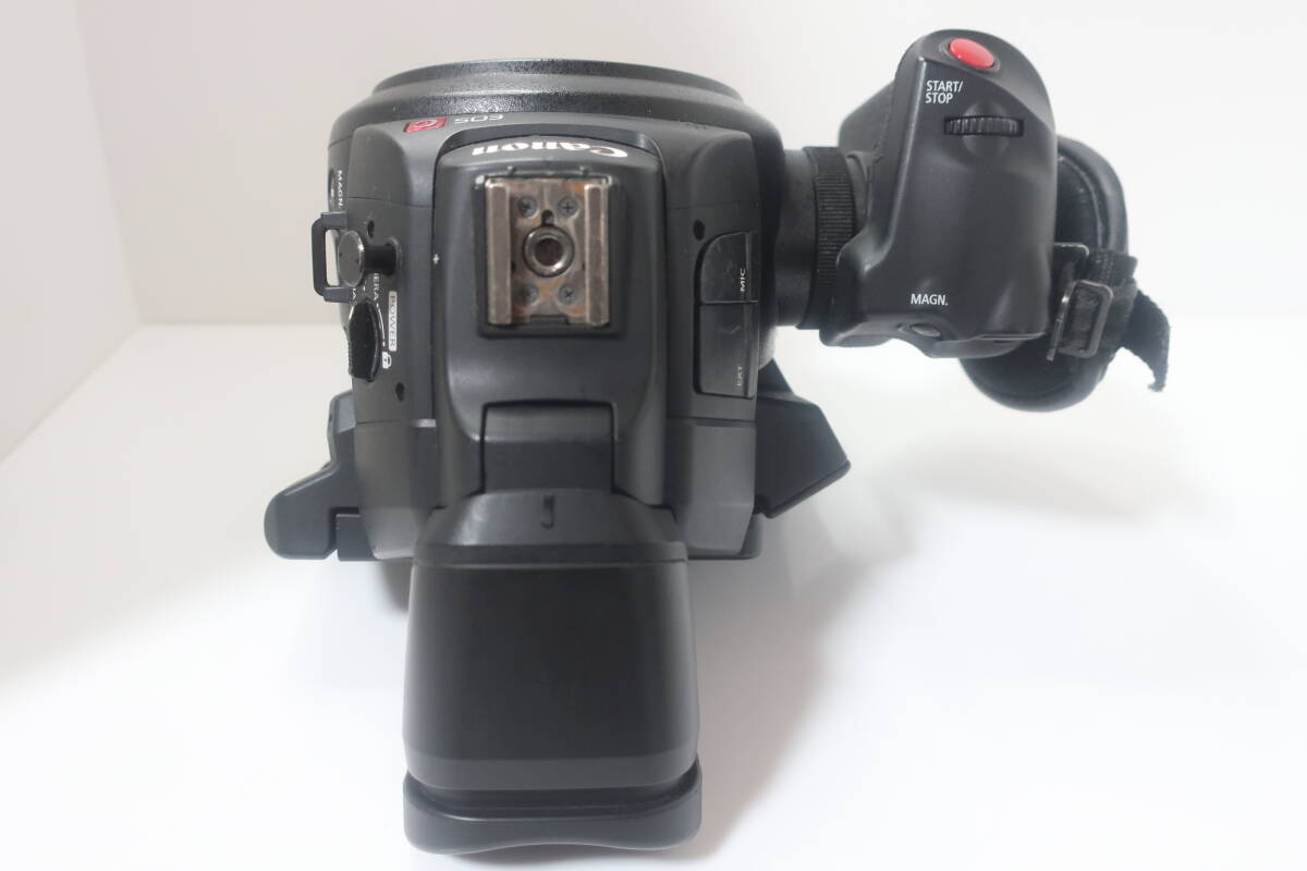 Canon EOS C100 Mark II Camera with Charger [x1183165911]