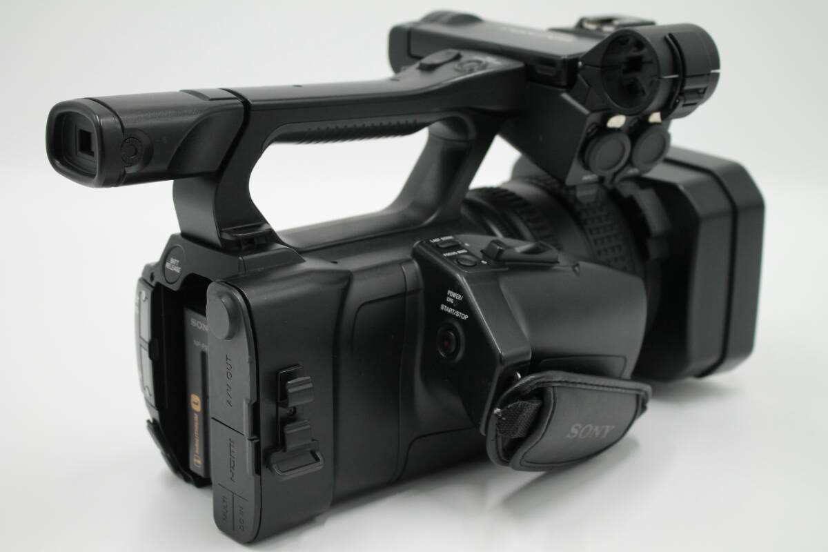 SONY HXR-NX100 Video Camera [g1187534803]