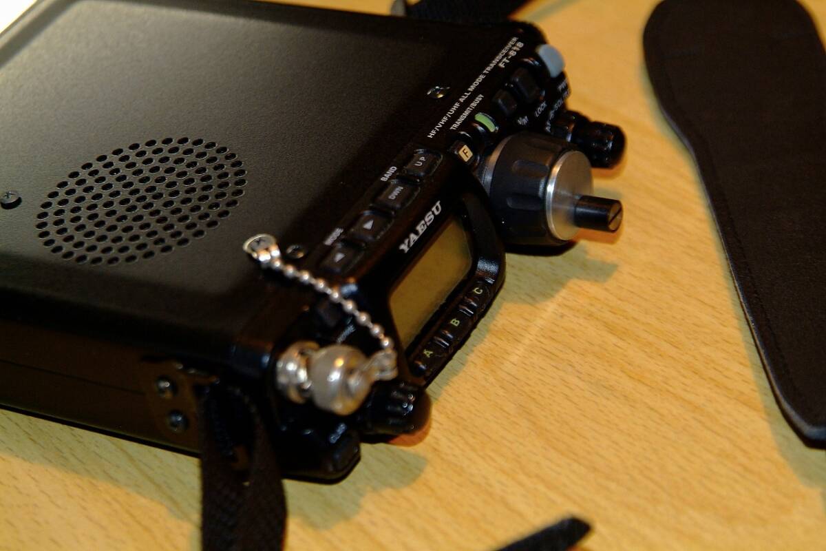 FT-818ND Radio Transceiver [c1188591664]