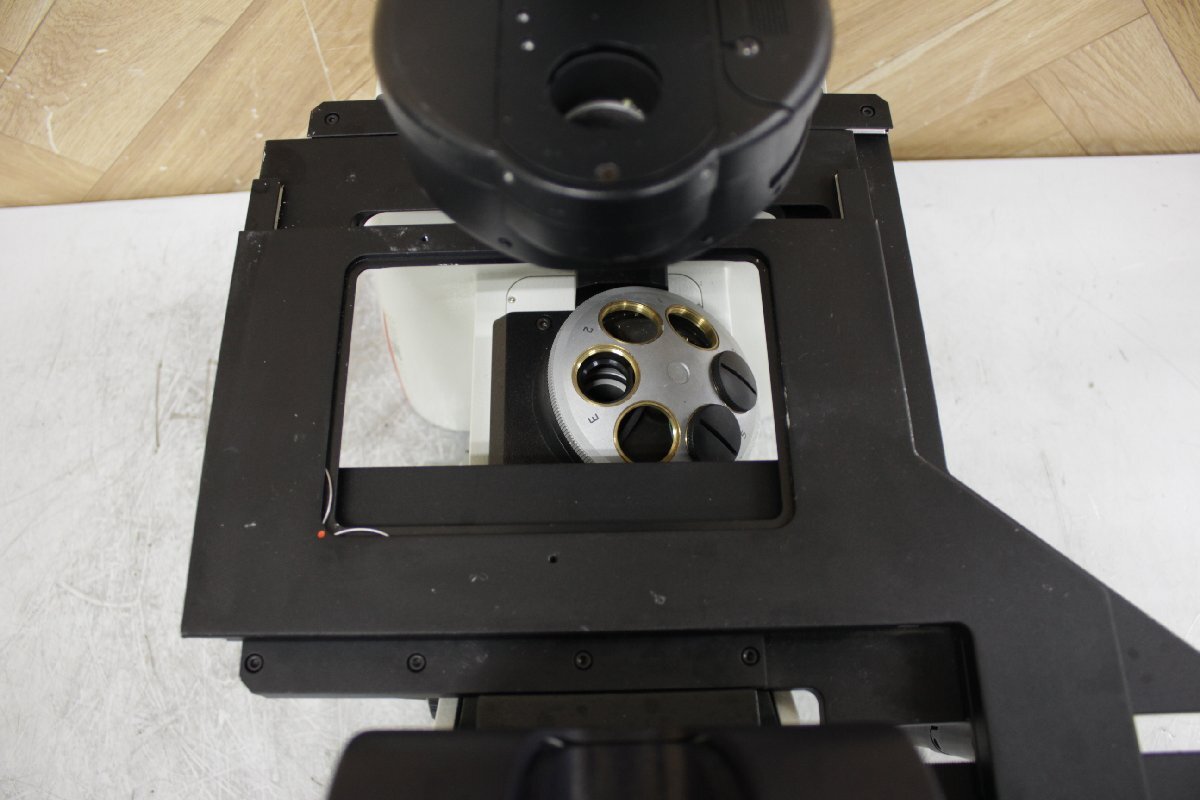 Leica DMI4000B Inverted Microscope [r1190274201]