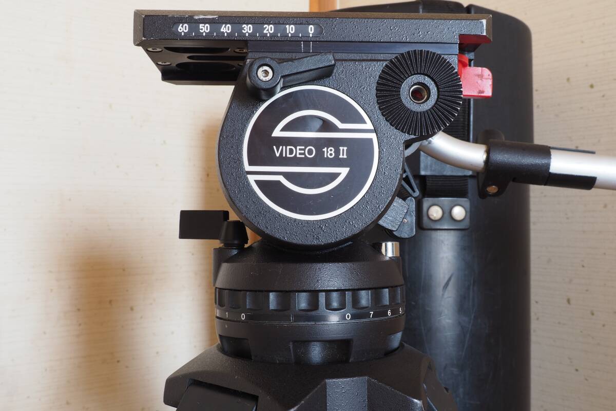 Sachtler VIDEO18 II Tripod [v1191252047]