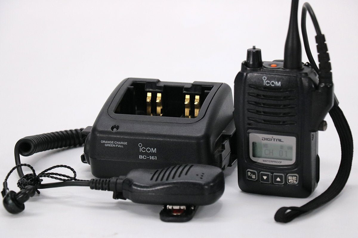 ICOM IC-DU65C Portable Digital Radio Charger Microphone Earphone Set with Spare Battery [w1192591541]
