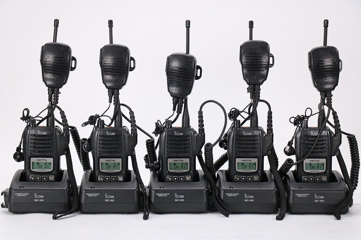ICOM IC-DU65C Portable Digital Radio Charger Microphone Earphone Set with Spare Battery [w1192591541]