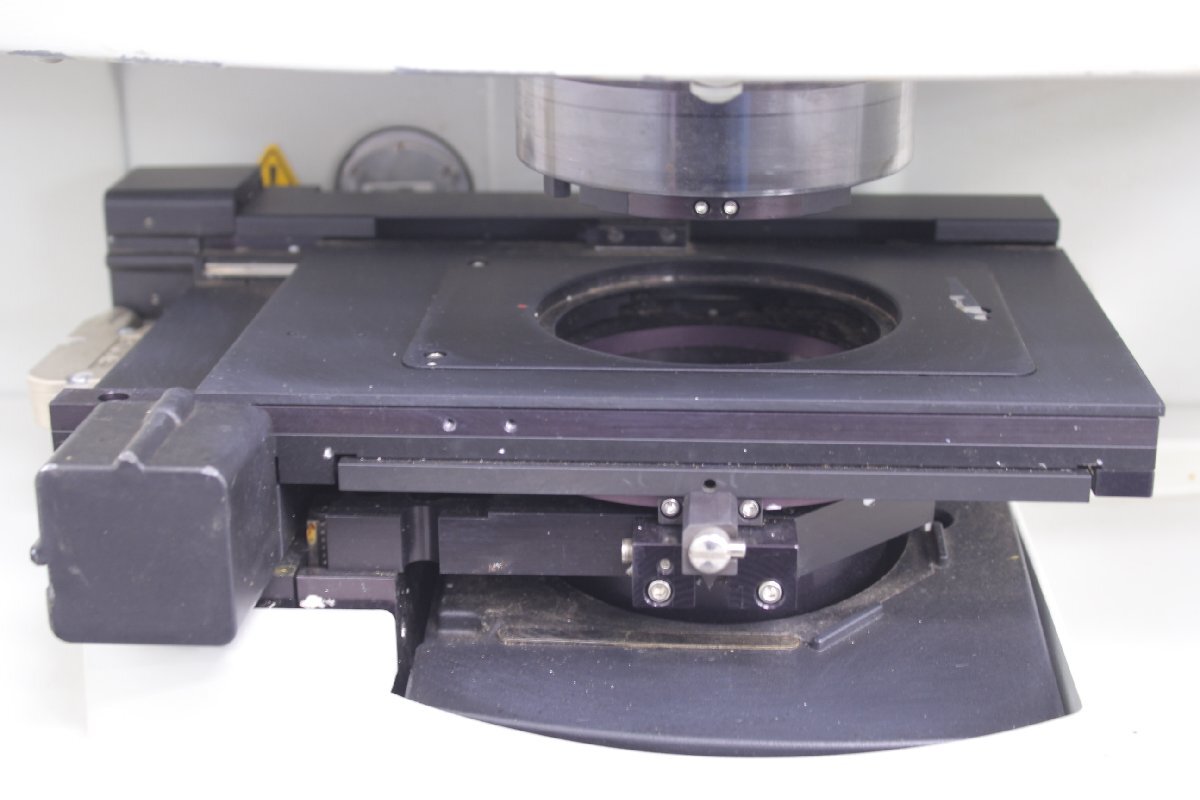 ThermoFisher NICOLET iN10 Infrared Microscope [e1193085620]