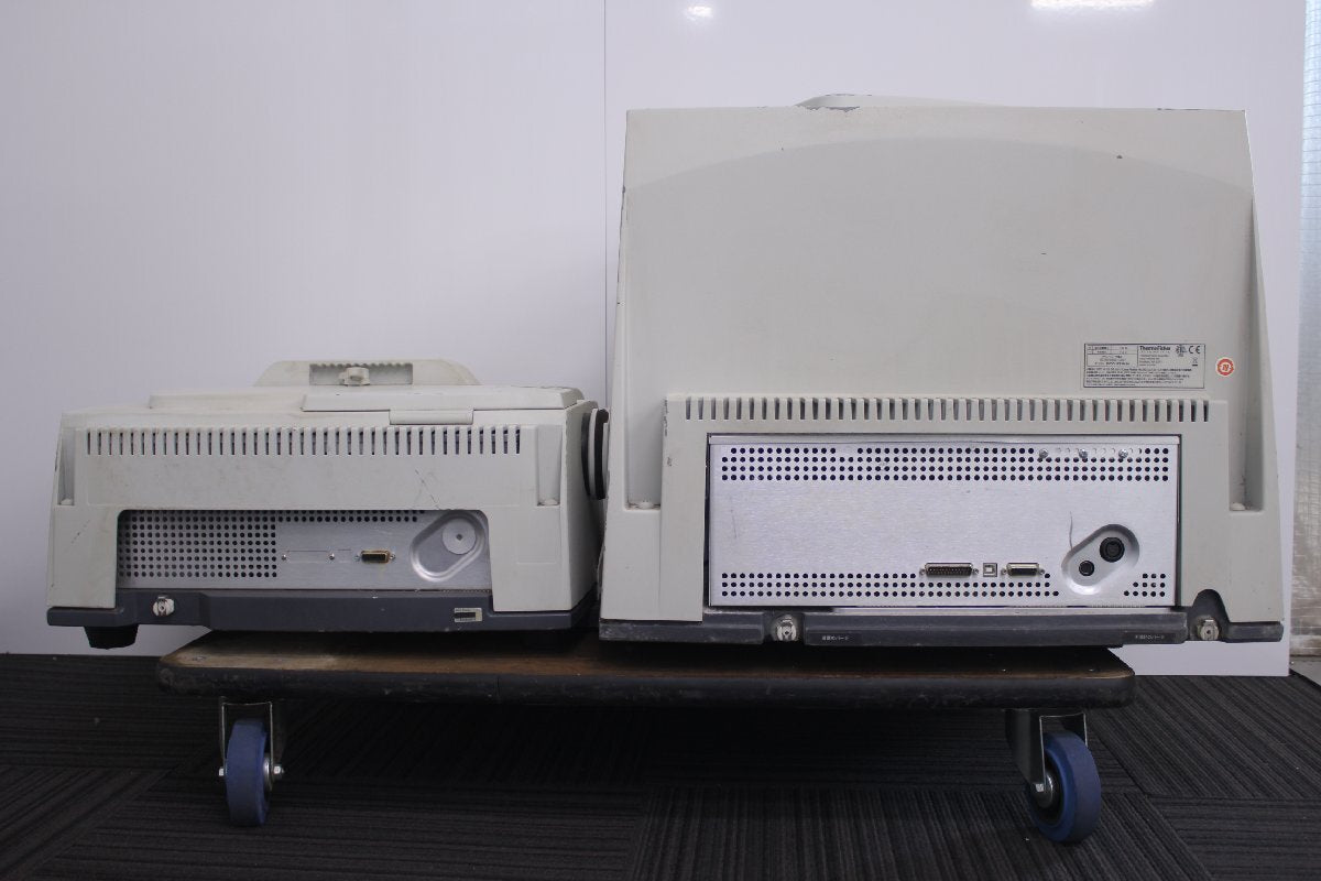 ThermoFisher NICOLET iN10 Infrared Microscope [e1193085620]