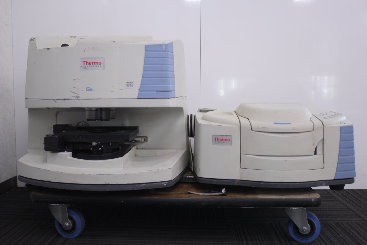 ThermoFisher NICOLET iN10 Infrared Microscope [e1193085620]