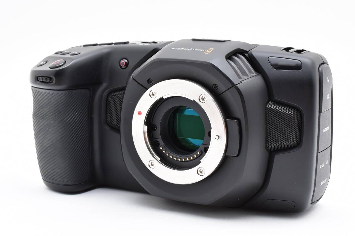 Blackmagic Design Pocket Cinema Camera 4K Micro Four Thirds Mount [j1193535294]