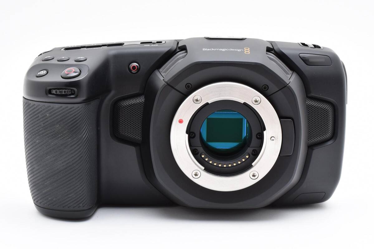 Blackmagic Design Pocket Cinema Camera 4K Micro Four Thirds Mount [j1193535294]