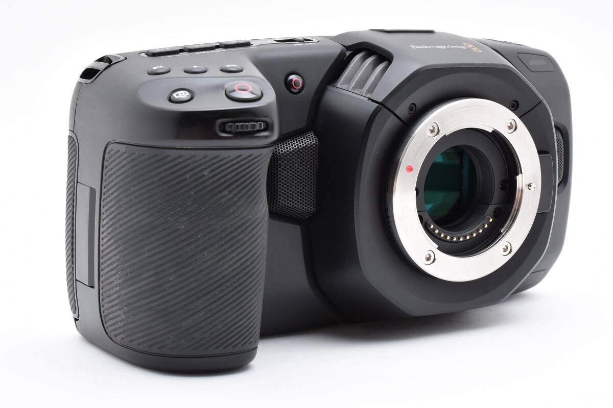 Blackmagic Design Pocket Cinema Camera 4K Micro Four Thirds Mount [j1193535294]