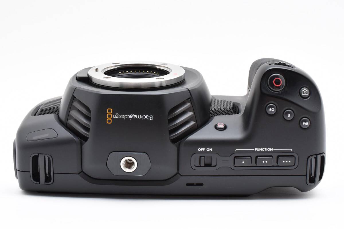 Blackmagic Design Pocket Cinema Camera 4K Micro Four Thirds Mount [j1193535294]