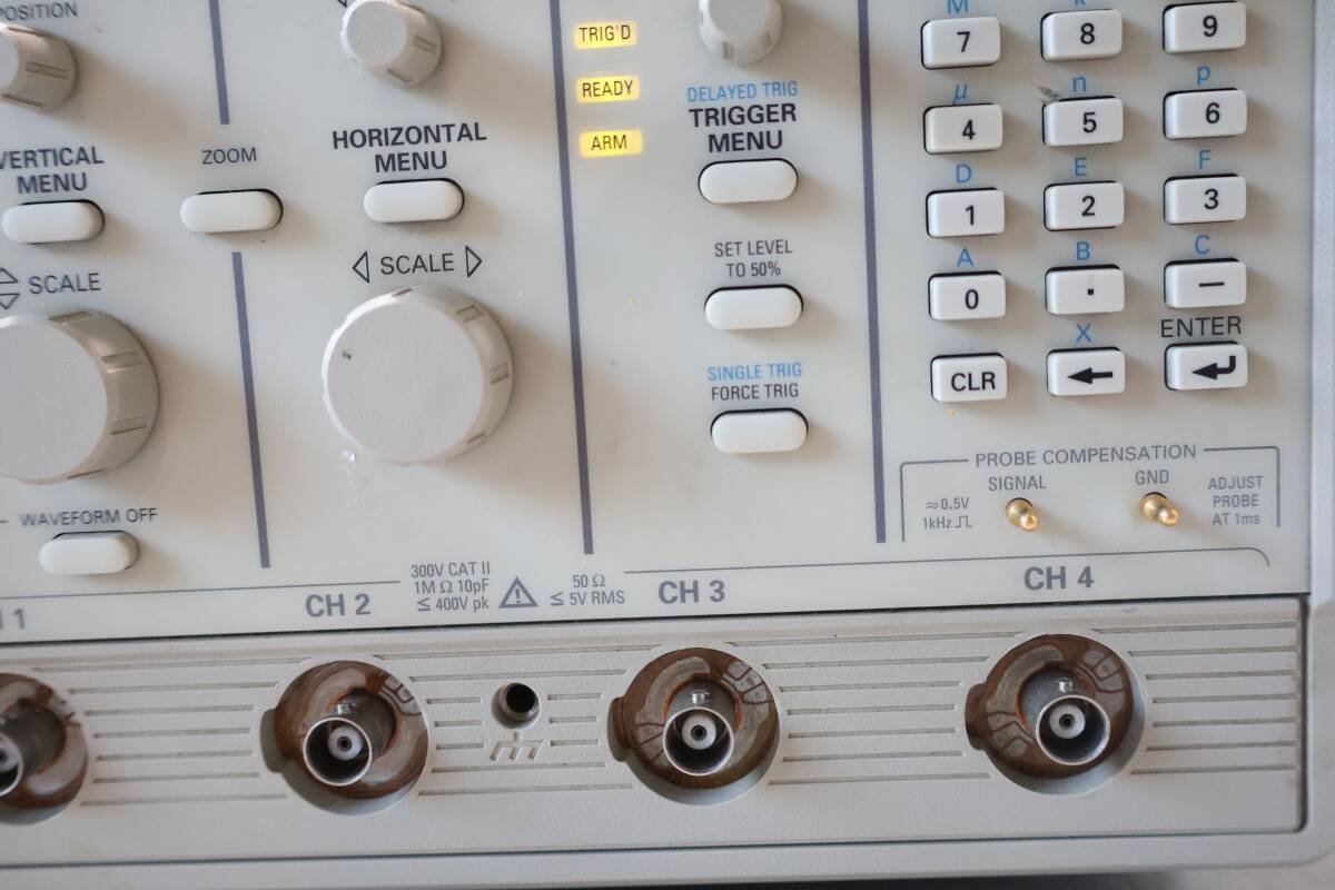 Tektronix TDS784C Digital Oscilloscope [h1195073835]
