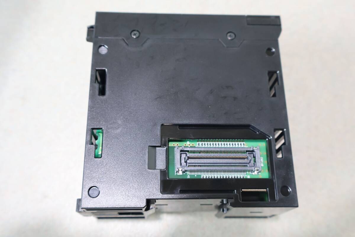 KEYENCE KV-XH04ML Motion Control Module Set of 4 KV Series MECHATROLINK Compatible [h1195763112]