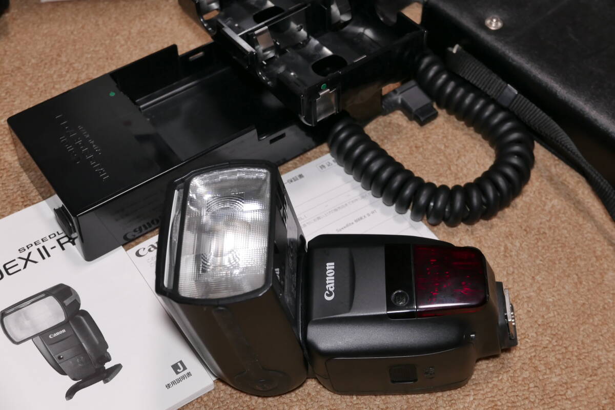Canon SPEEDLITE 600EX II-RT Flash Set of 2 Units with Battery Packs [1196325080]