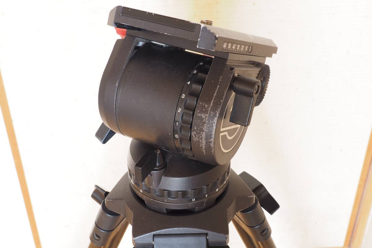 Sachtler VIDEO18 II Tripod [r1197278168]