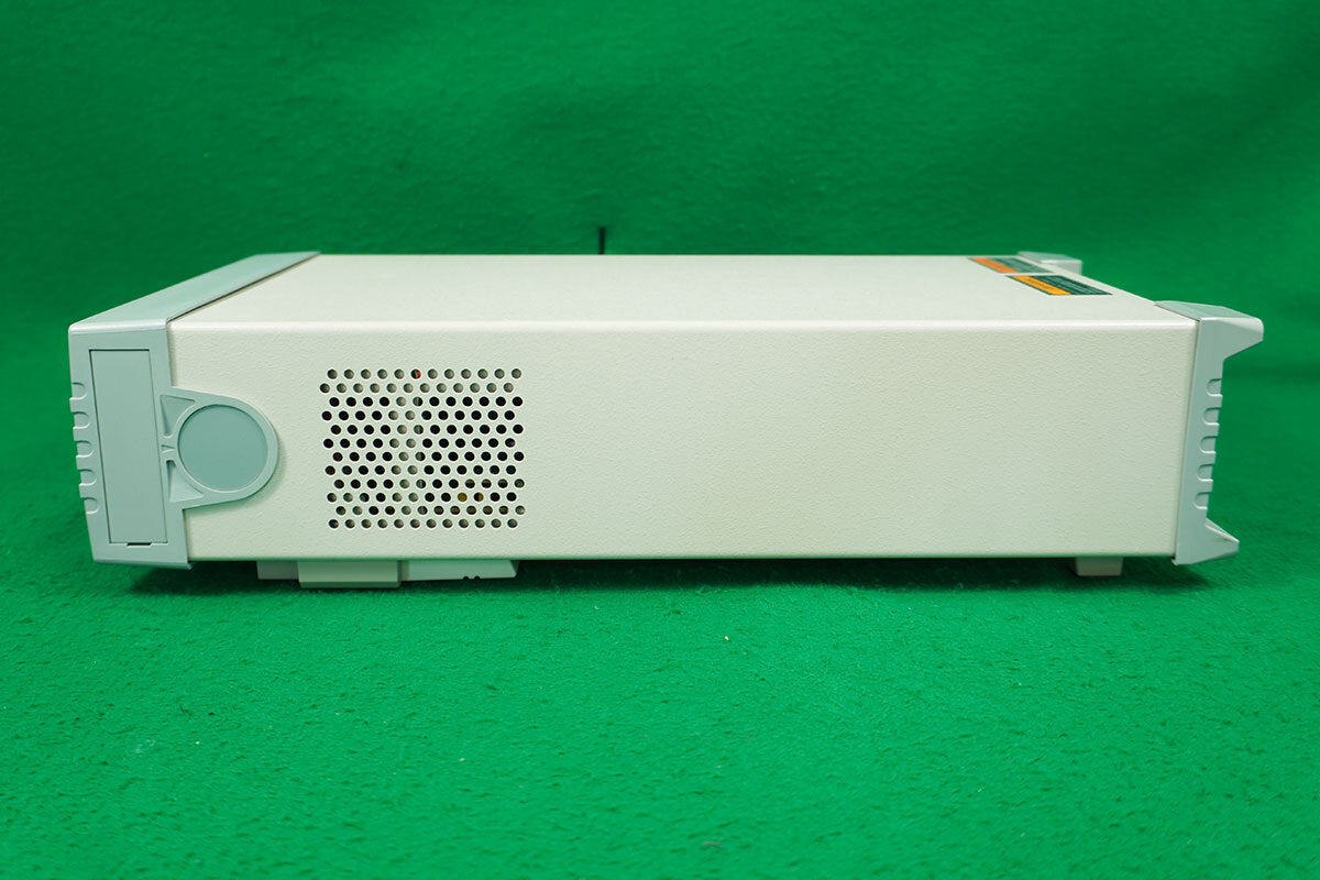 ADCMT 6241A Voltage and Current Source Monitor [q1198133897]