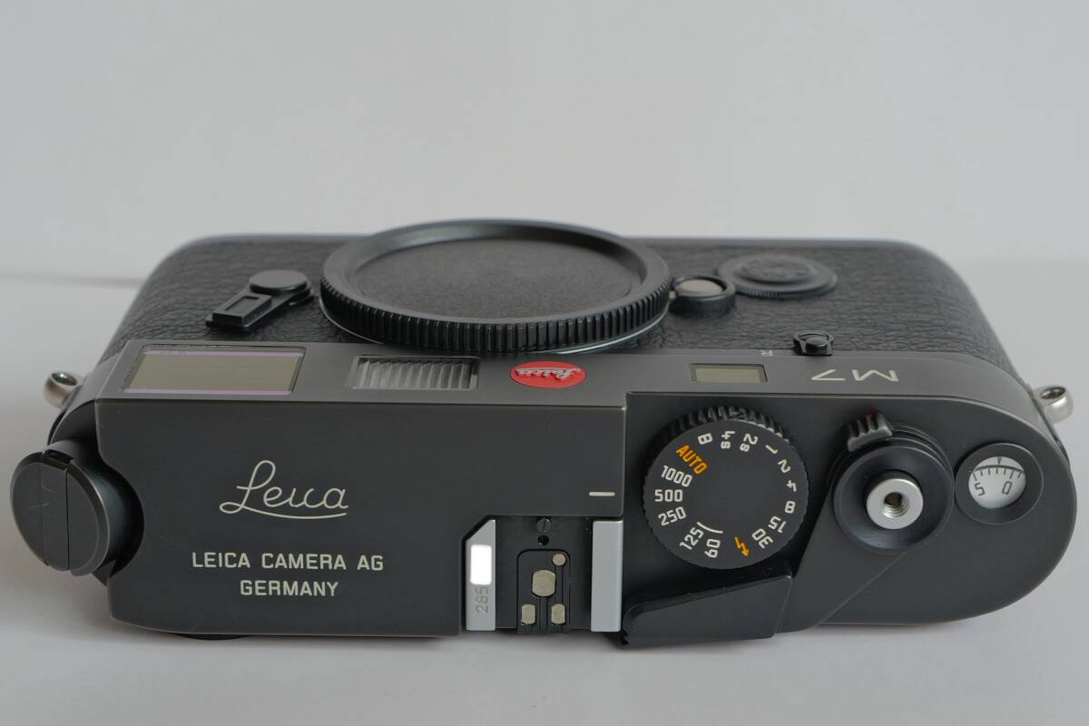 Leica M7 0.72 Black Camera [v1198283882]
