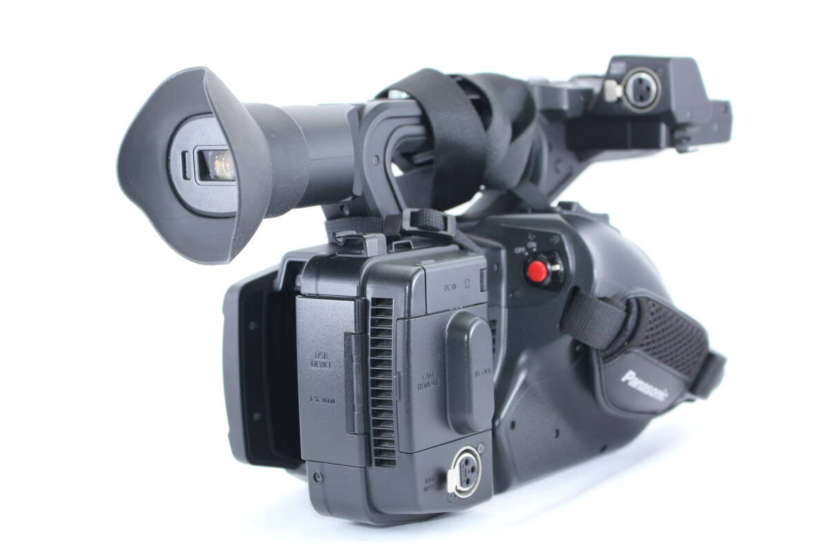 Panasonic AG-UX180 Camcorder [1200474703]