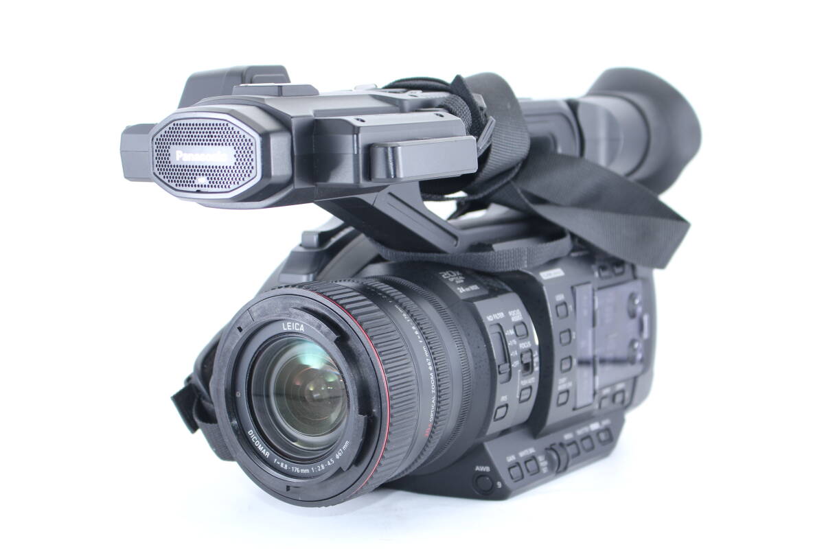 Panasonic AG-UX180 Camcorder [1200474703]