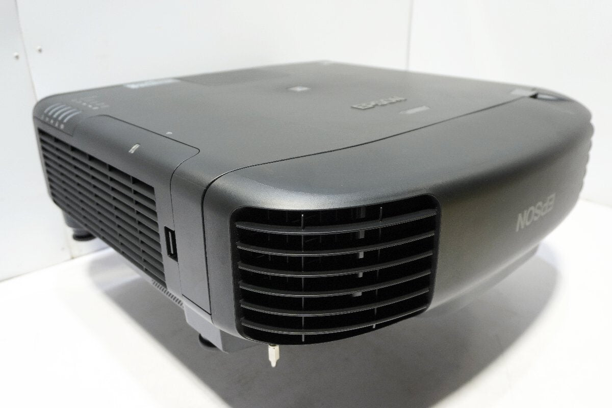 Epson EB-L1495U LCD Business Projector [g1200542100]