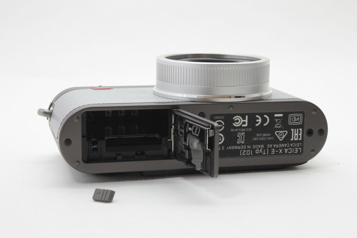 Leica X-E Typ102 Battery Charger [r1203101566]