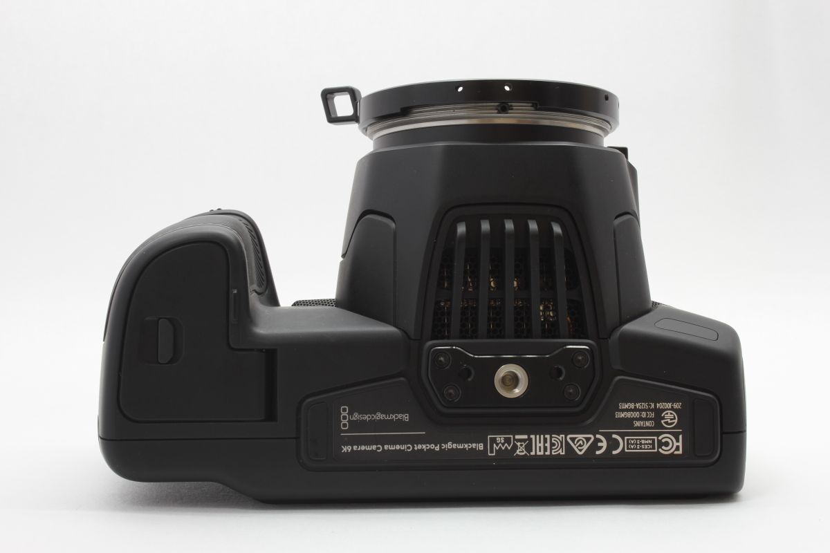 Blackmagic Design Blackmagic Cinema Camera 6K Battery WoodenCamera [w1204292359]