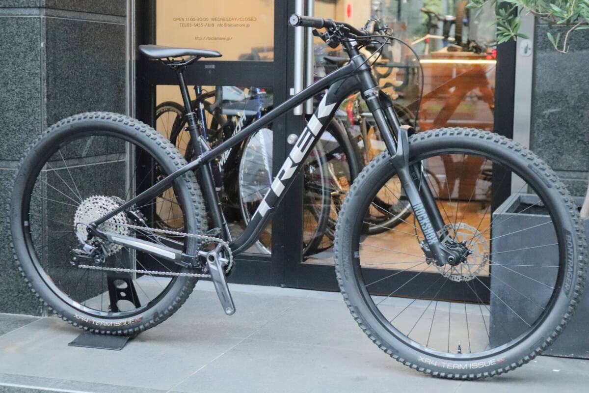 Trek Roscoe 7 2022 Mountain Bike M Size Shimano Deore M6100 12-Speed Aluminum 29 Inch [w1204776045]