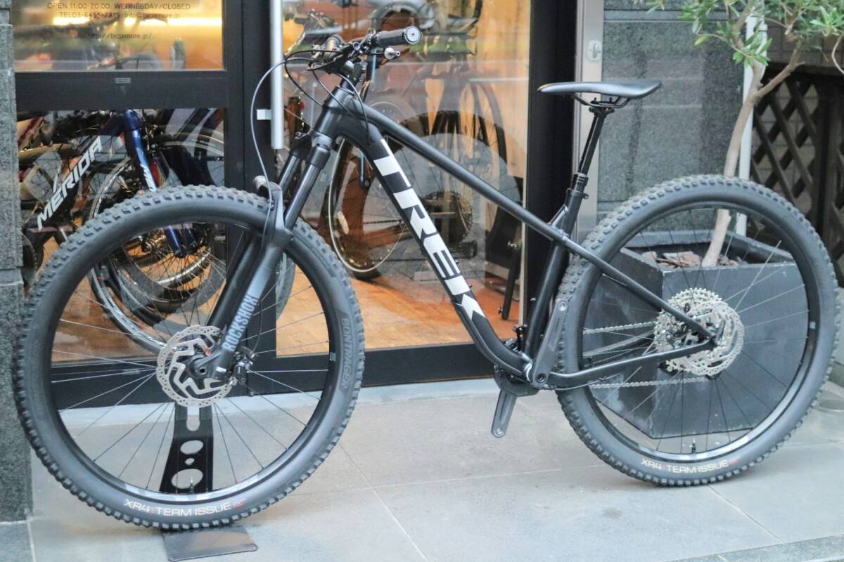 Trek Roscoe 7 2022 Mountain Bike M Size Shimano Deore M6100 12-Speed Aluminum 29 Inch [w1204776045]