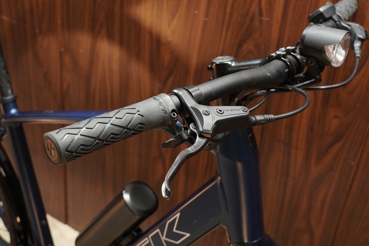 TREK FX +2 Electric Bike SHIMANO 1X9S BONTRAGER Size L 2022 [b1212211460]
