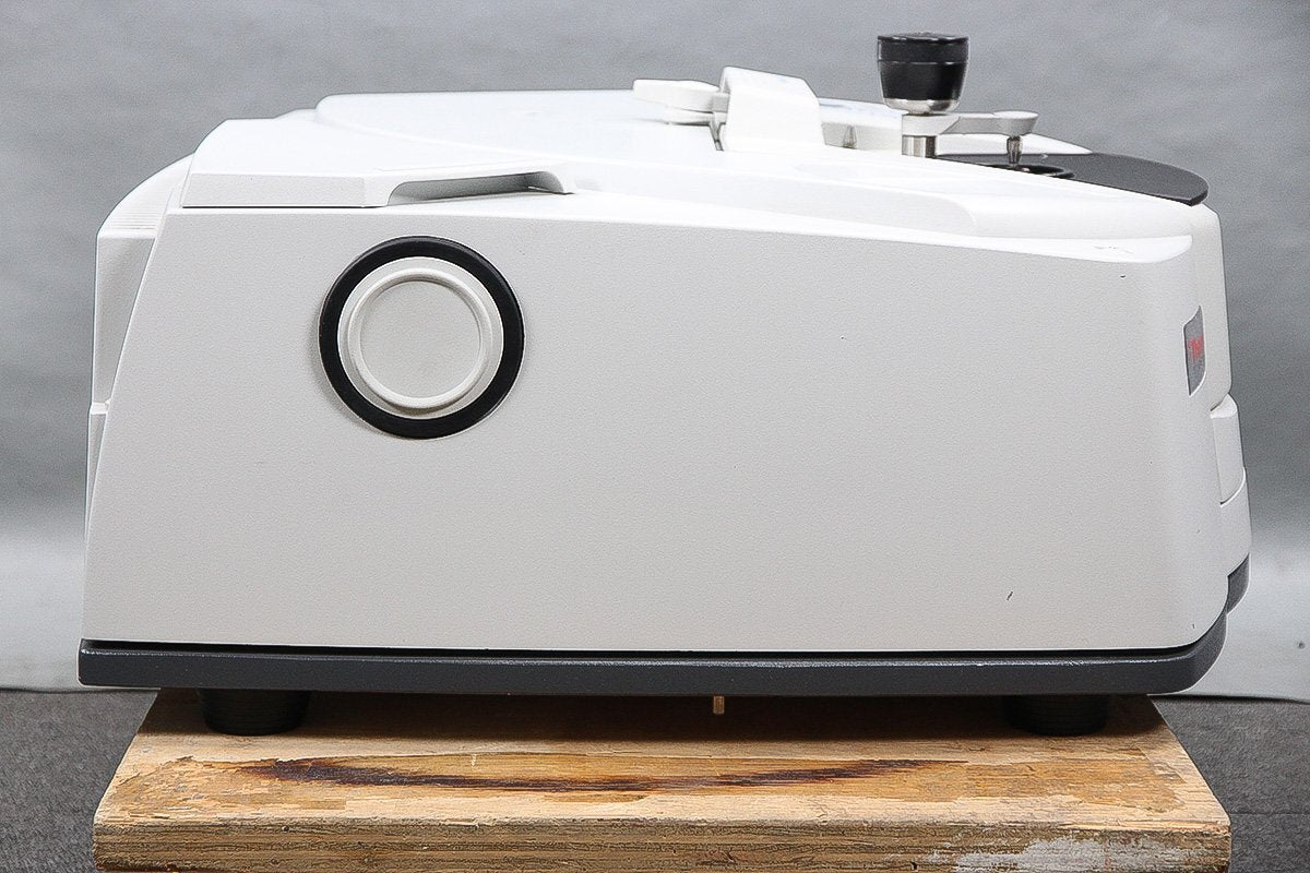 Thermo Scientific Nicolet iS10 Fourier Transform Infrared Spectrometer [b1213804972]