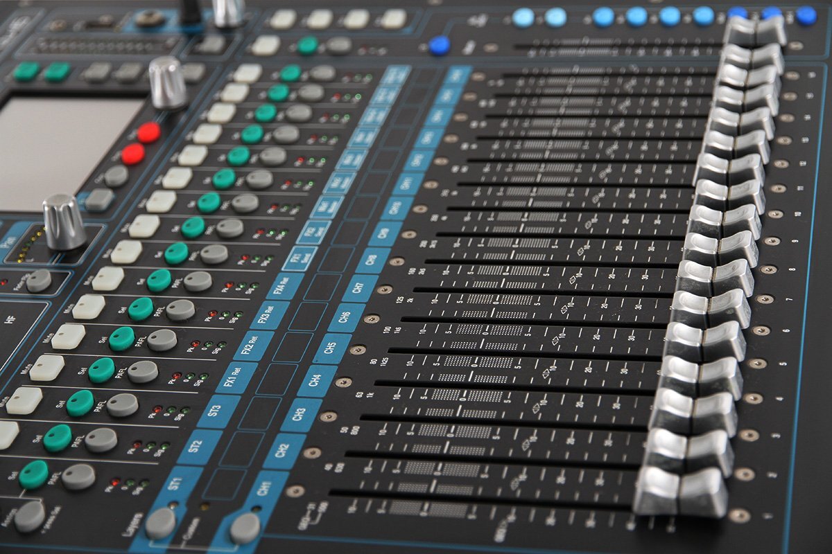 Allen & Heath Qu-16 Digital Mixing Console PA Equipment [t1213806244]