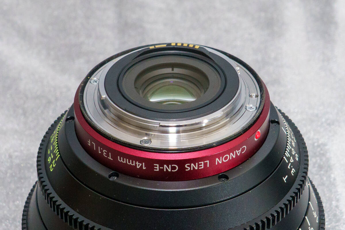 Canon CN-E14mm T3.1 L Cinema Lens [o1213934899]
