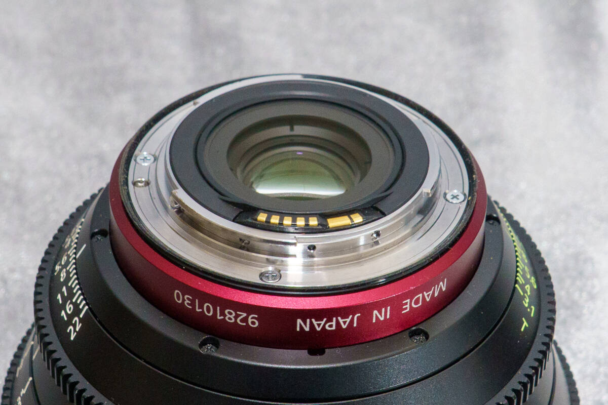 Canon CN-E14mm T3.1 L Cinema Lens [o1213934899]