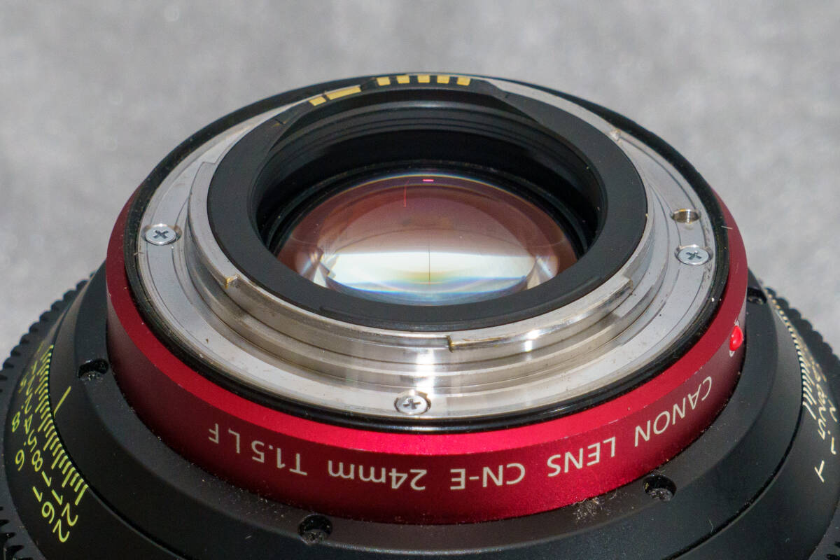 Canon CN-E24mm T1.5 L Cinema Lens [x1213943516]