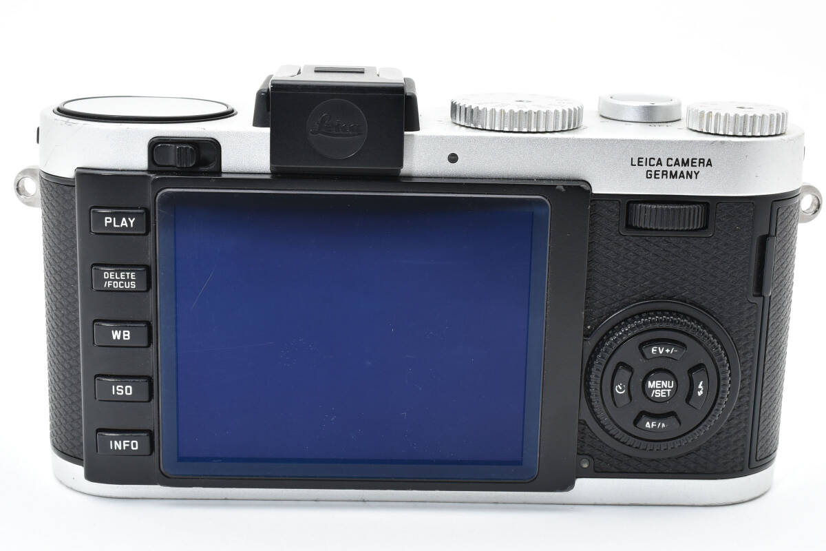 Leica X2 Digital Camera Silver 16.2 MP Compact [e1214369106]