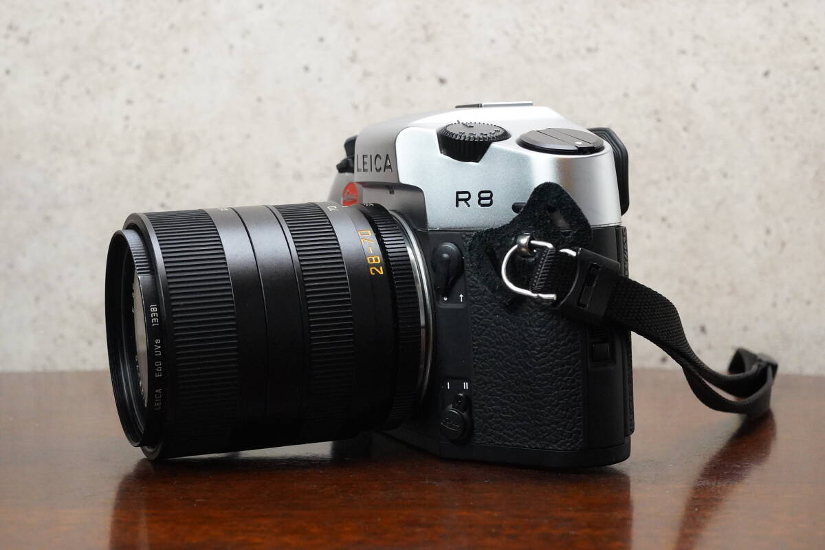 Leica R8 Camera Body Silver + Vario-Elmar-R 28-70mm F3.5-4.5 Lens [p1214504475]