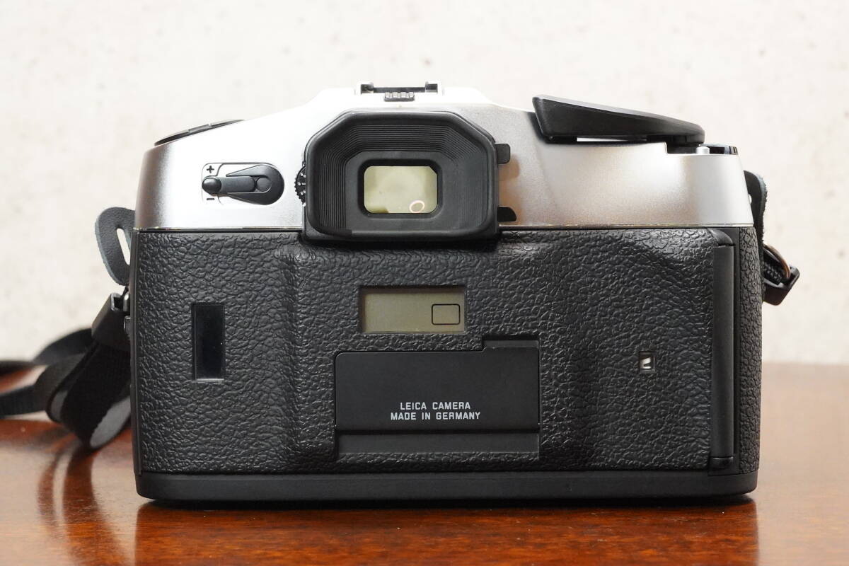 Leica R8 Camera Body Silver + Vario-Elmar-R 28-70mm F3.5-4.5 Lens [p1214504475]