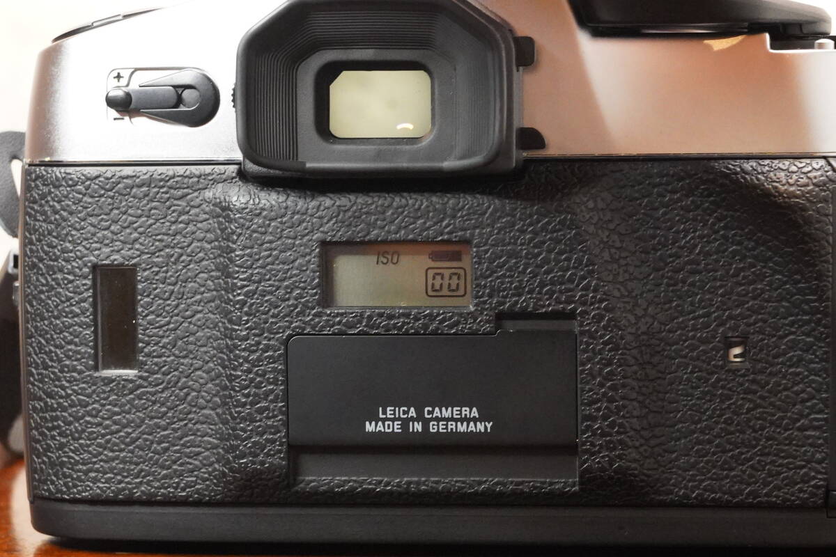 Leica R8 Camera Body Silver + Vario-Elmar-R 28-70mm F3.5-4.5 Lens [p1214504475]