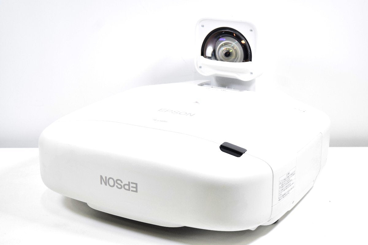 Epson EB-G7400U Projector ELPLX01W Lens 5500lm [u1215787620]