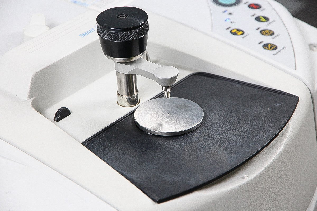 Thermo Scientific Nicolet iS10 Fourier Transform Infrared Spectrometer [j1216051170]