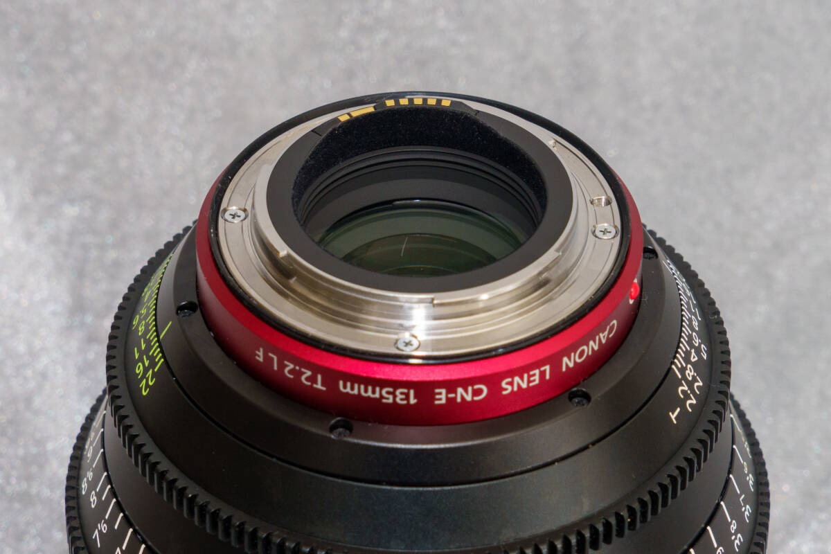 Canon CN-E135mm T2.2 L F Cinema Lens [e1216086511]