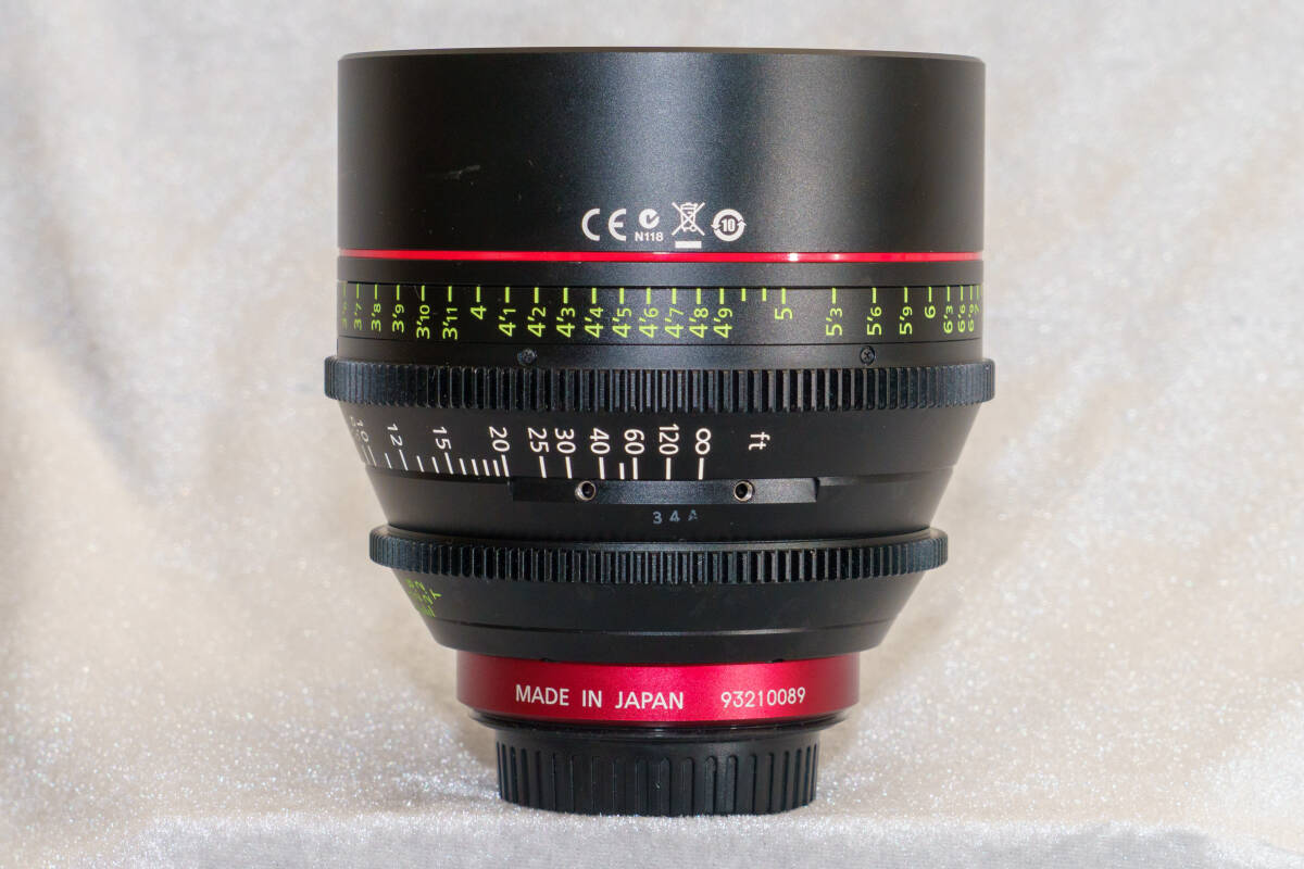 Canon CN-E135mm T2.2 L F Cinema Lens [e1216086511]