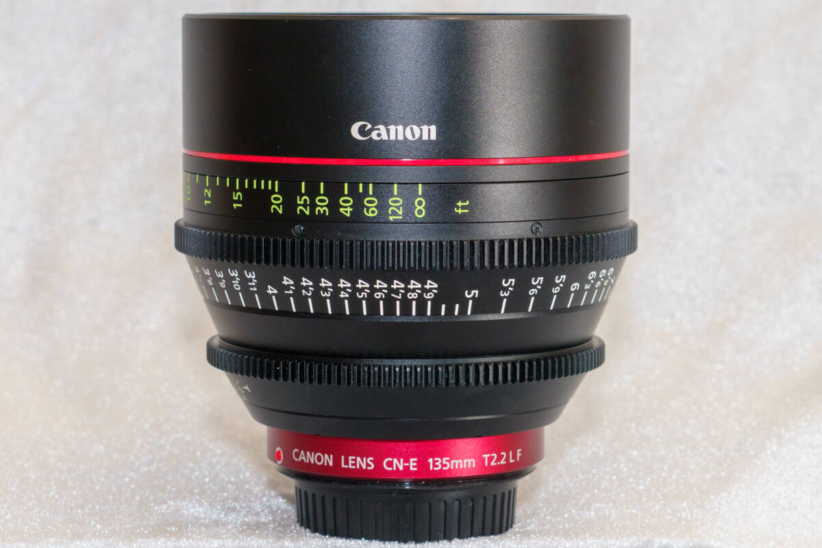 Canon CN-E135mm T2.2 L F Cinema Lens [e1216086511]