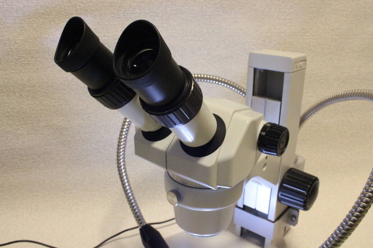 Nikon SMZ445 Stereo Microscope Eyepiece 10x/20 10x/21 Hayashi Repik Twin Arm LED Lighting HDA-TW3B Plain Stand C-PS [k1216320989]