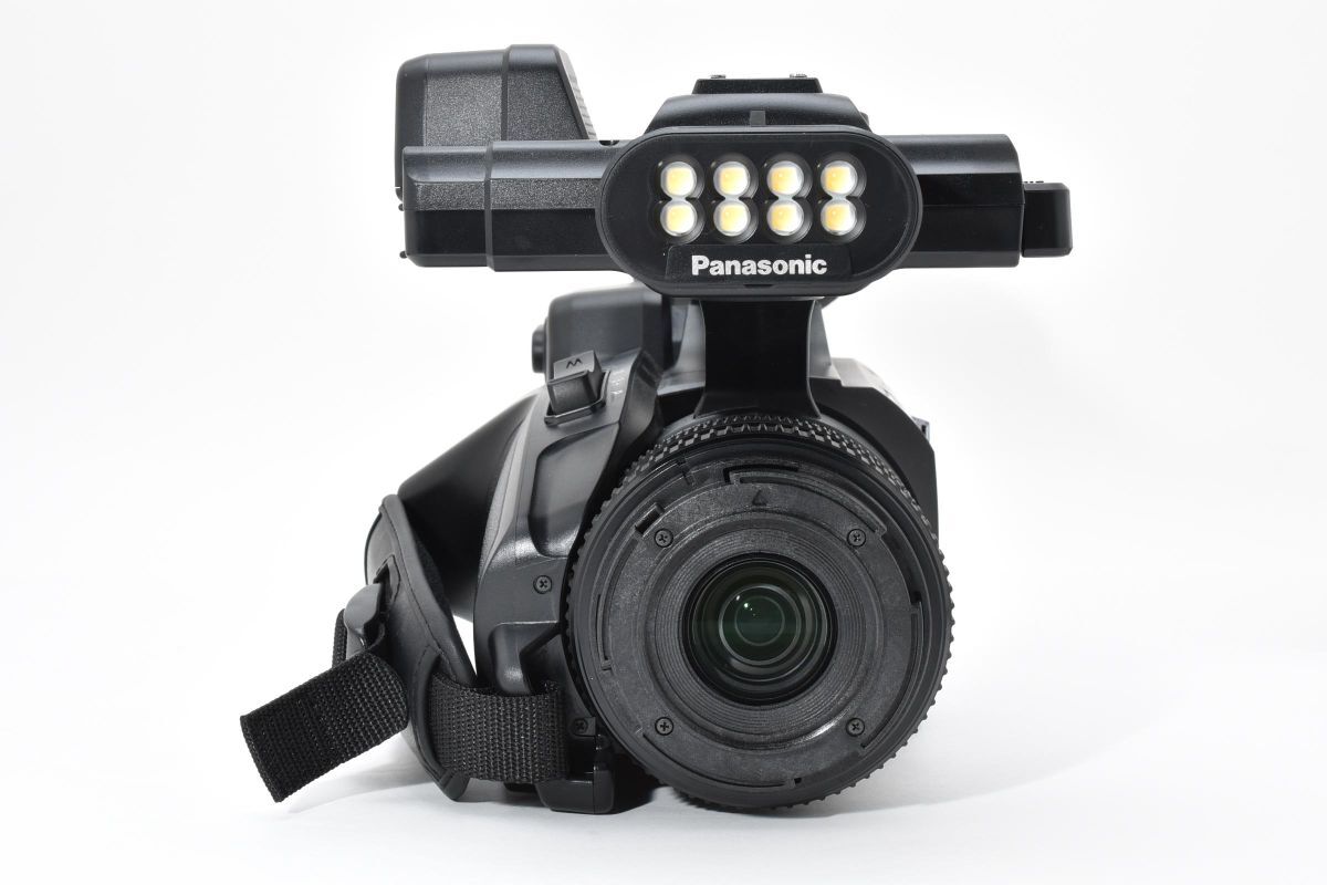 Panasonic AG-AC30 Professional Video Camera [u1217742609]