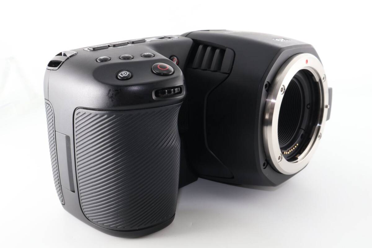 Blackmagic Design Pocket Cinema Camera 6K Video Camera EF Mount [g1223381484]