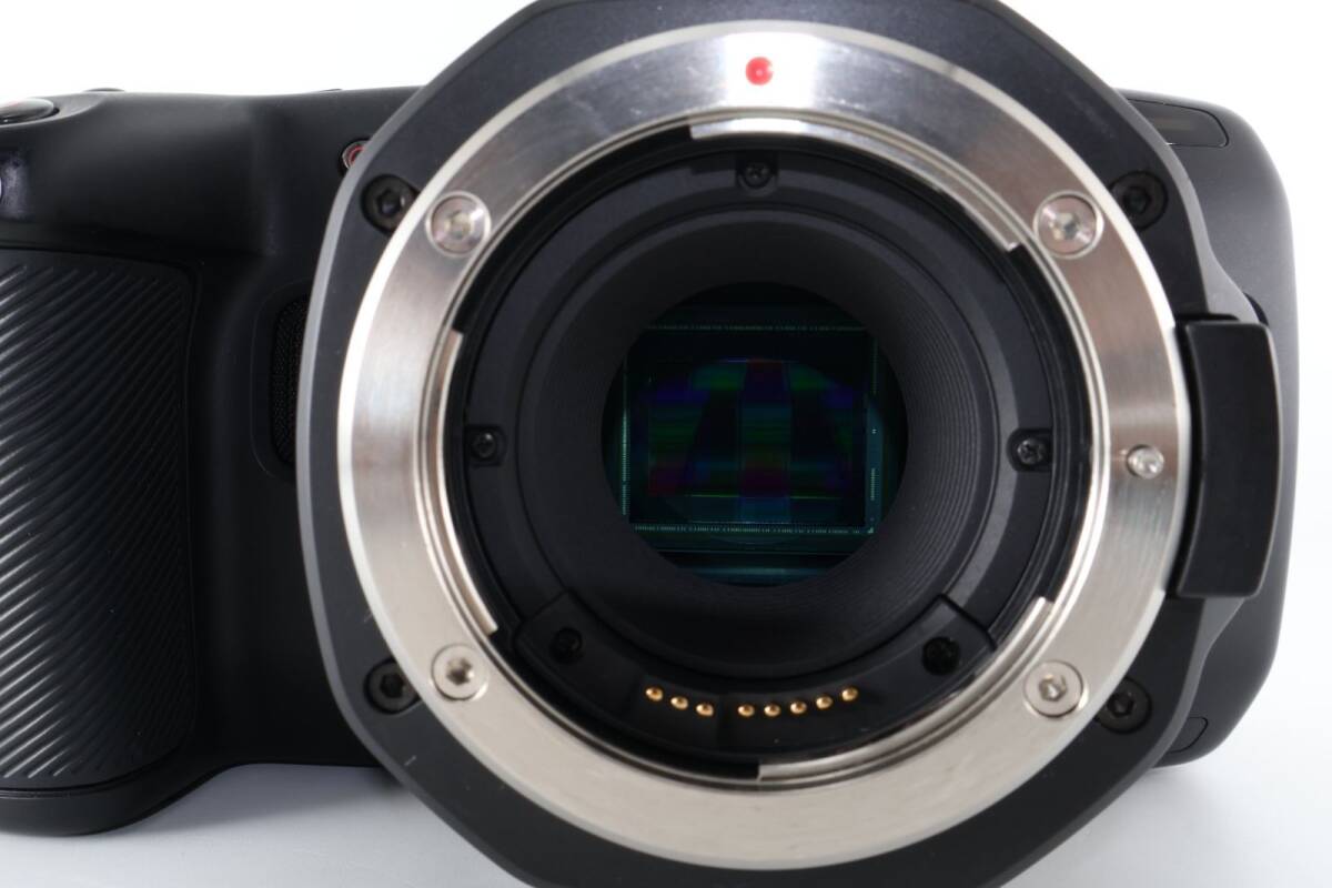 Blackmagic Design Pocket Cinema Camera 6K Video Camera EF Mount [g1223381484]