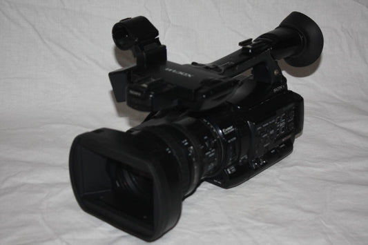 Sony PMW-200 Professional Video Camera [x1227298673]