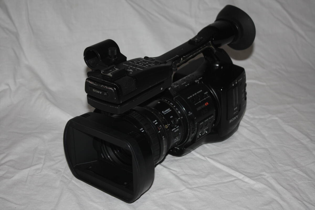 SONY PMW-EX1R Professional Video Camera [r1227307134]