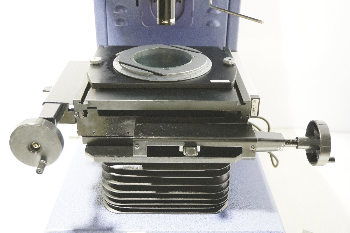 Mitutoyo PJ-A3000 Profile Projector [1228135342]