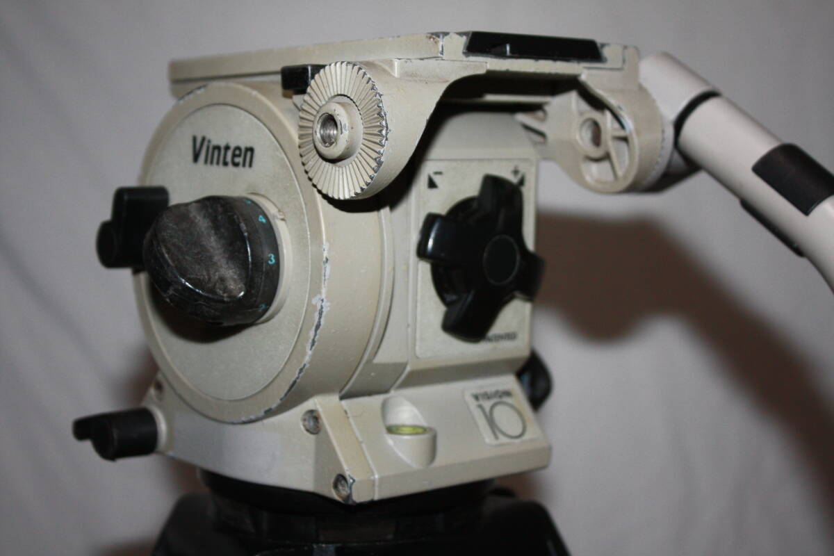 Vinten Vision10 Video Tripod with Mid-Level Spreader [g1231958787]